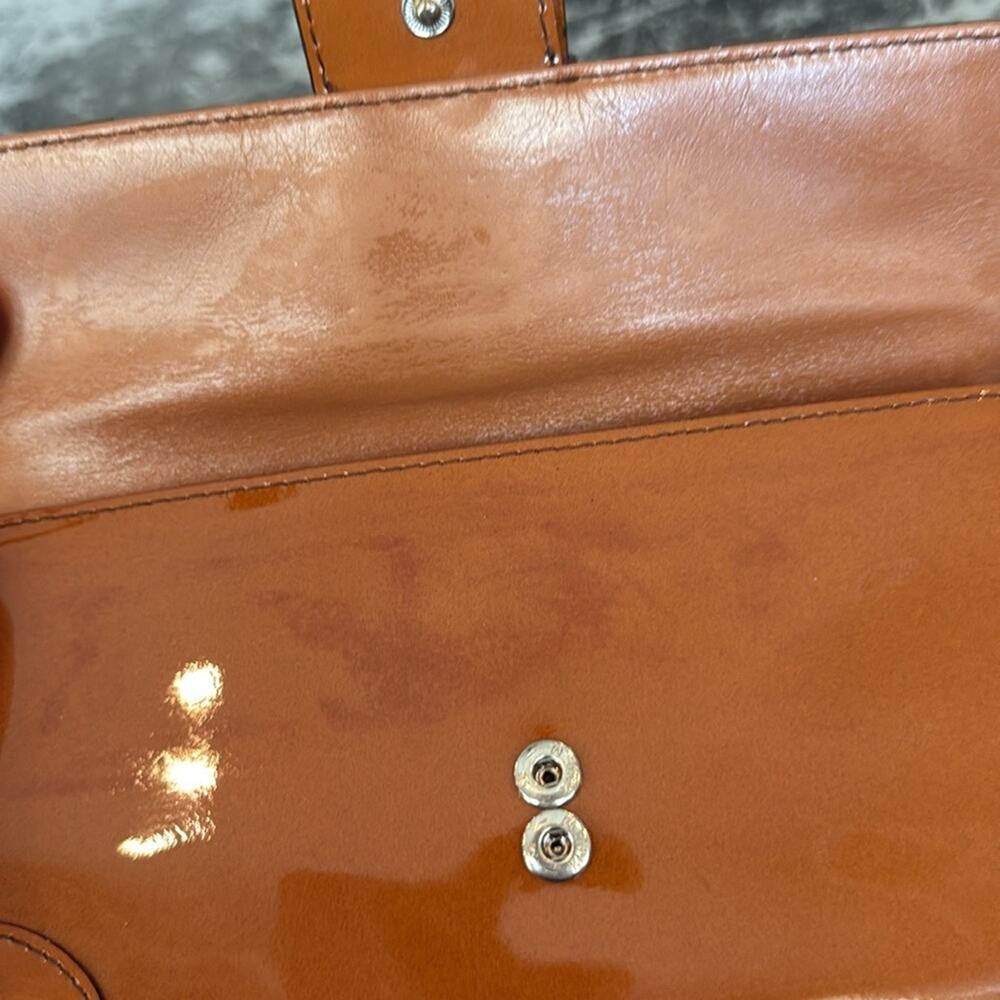 Kenneth Cole Caramel Patent Leather Wallet - Picture 7 of 7